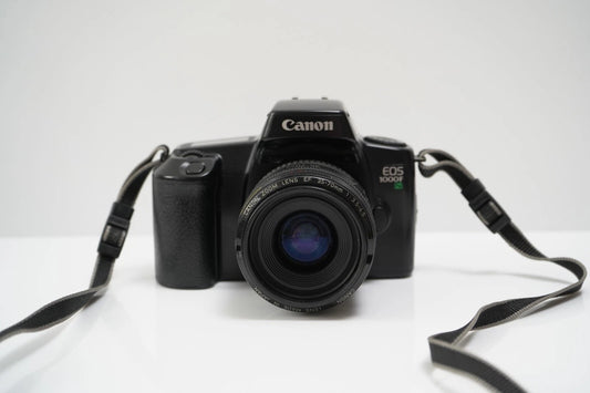 Canon EOS 1000FN 35mm Film Camera w/Canon 75-300mm & 35-70mm Lens Fully Working